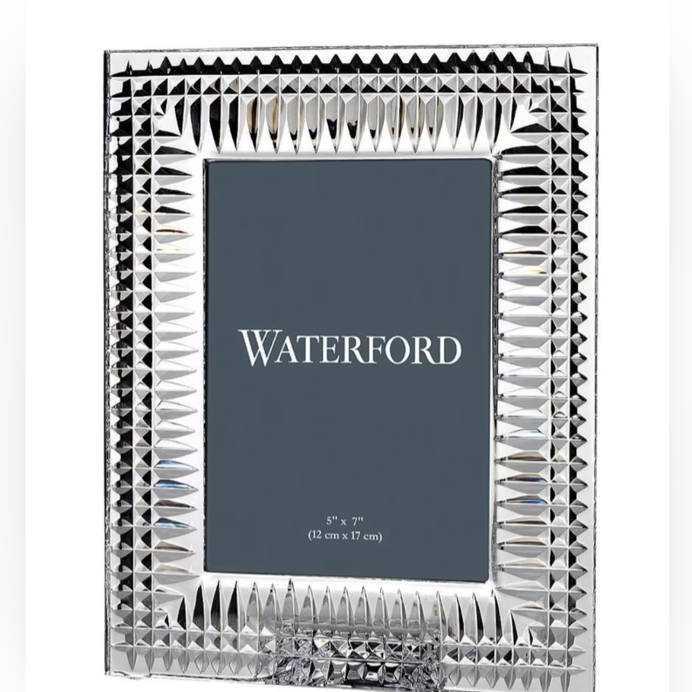 WaterfordCrystal Lismore Diamond 5" x 7" Picture Frame